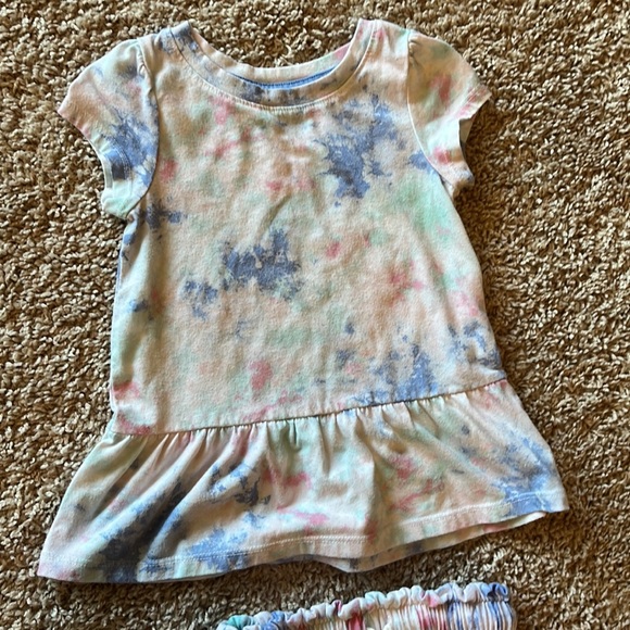 Matching set - Picture 3 of 3